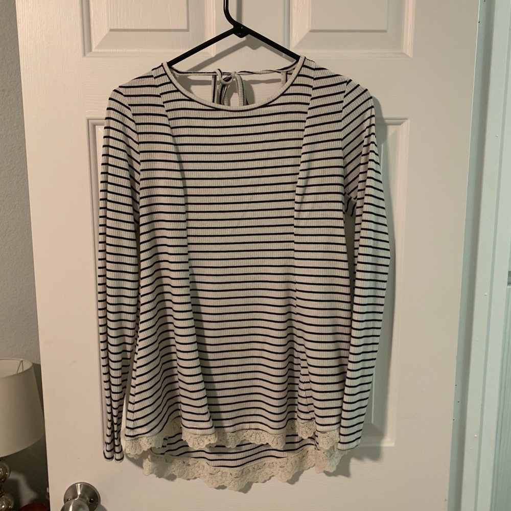 Xhileration | Flowy Long Sleeve